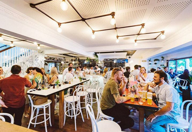 Best Gold Coast Cafes & Restaurants - Mantra